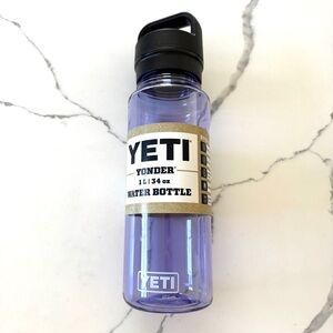 Yeti Yonder Water Bottle with Chug Cap 1L / 34 oz (Cosmic Lilac Purple)